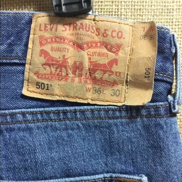 Levi’s 501 36x30 classic straight leg denim jeans - Picture 6 of 6